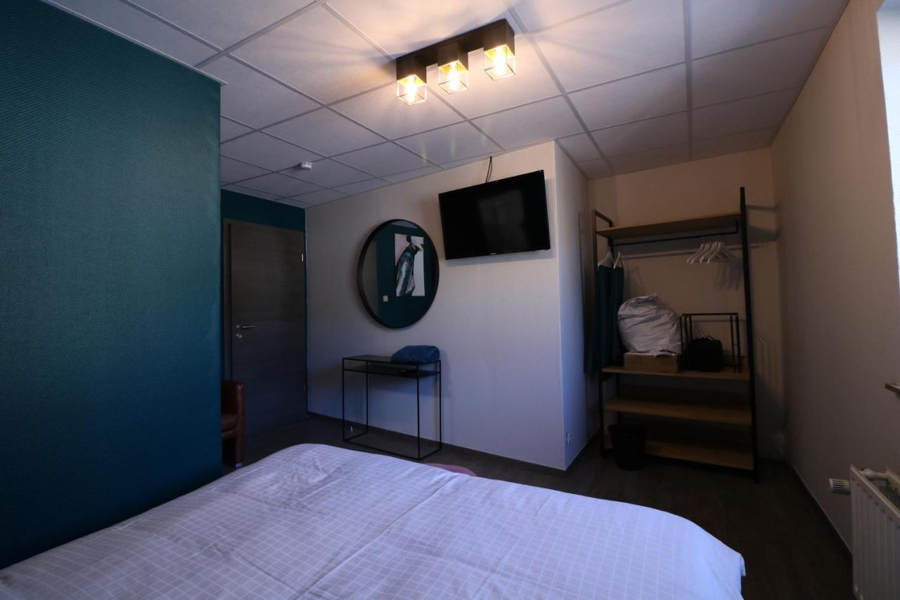 Hotel La Vieille Ferme Chassepierre Zewnętrze zdjęcie