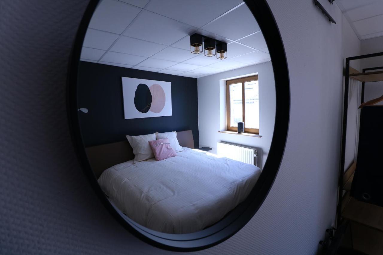 Hotel La Vieille Ferme Chassepierre Zewnętrze zdjęcie