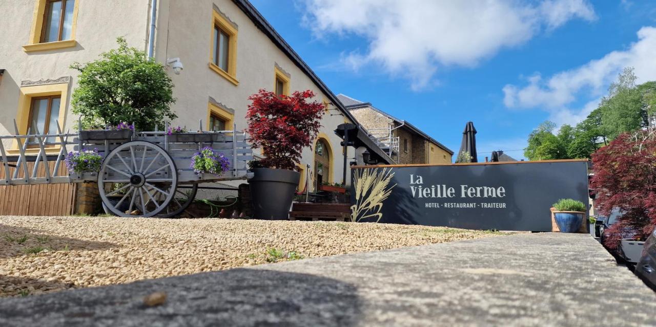 Hotel La Vieille Ferme Chassepierre Zewnętrze zdjęcie