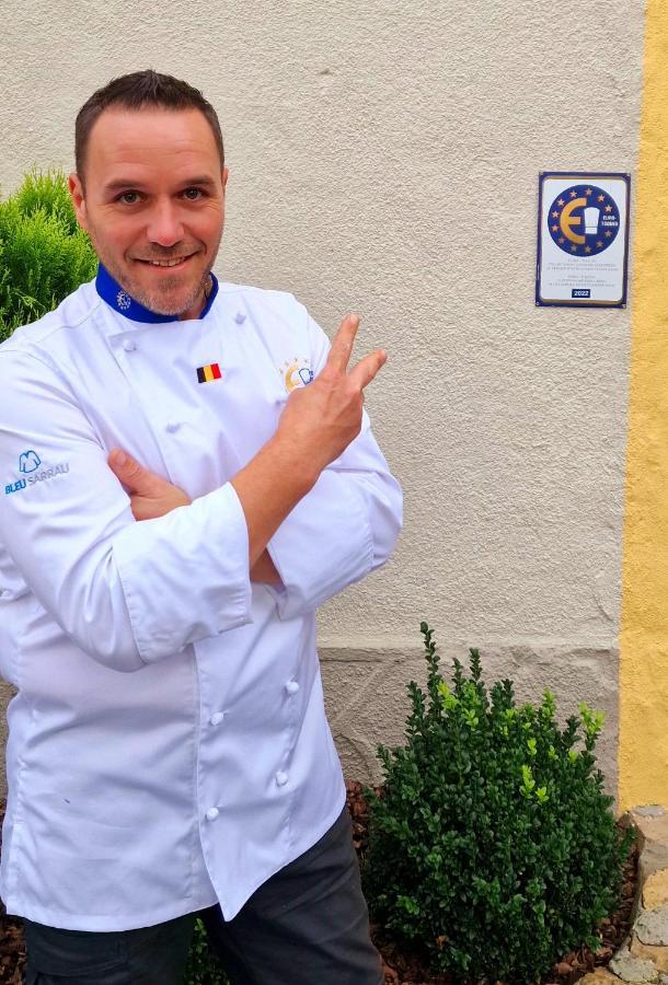 Hotel La Vieille Ferme Chassepierre Zewnętrze zdjęcie