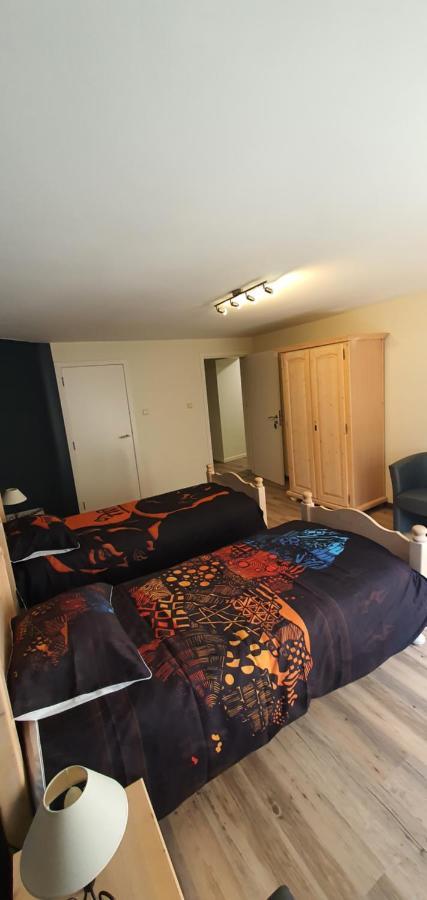 Hotel La Vieille Ferme Chassepierre Zewnętrze zdjęcie
